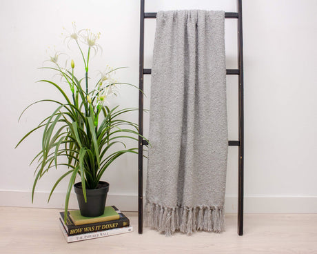 CLICKK Home Store ABC-0029 Riva Paoletti Auriella Loose Weaved Fringed Throw - Light Grey